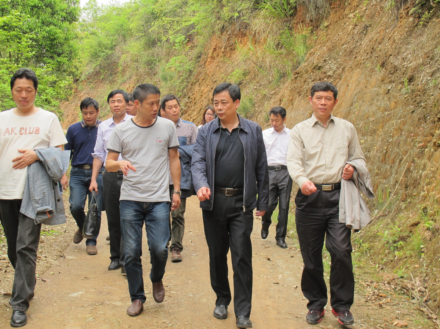 IMG_4135.jpg IMG_4135.jpg