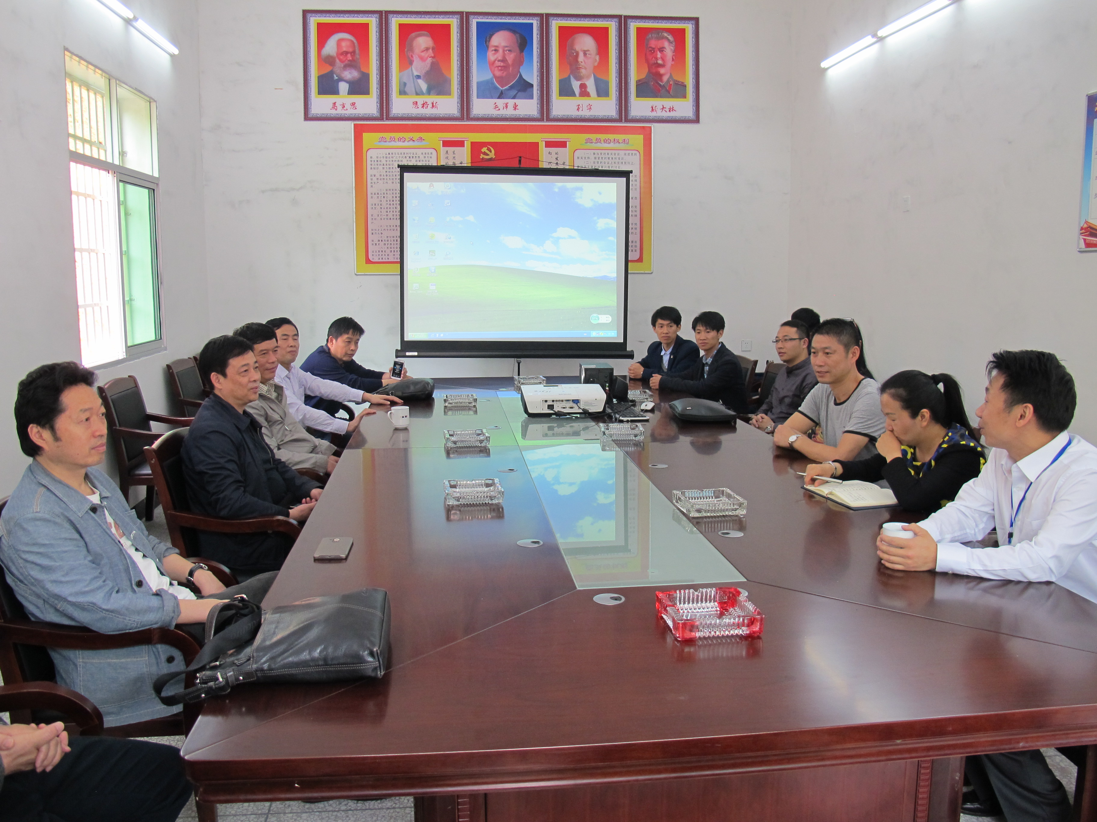 IMG_3995.JPG IMG_3995.JPG